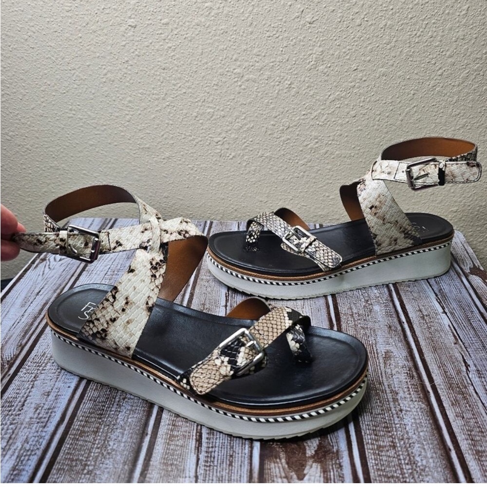 Franco Sarto Eli Sport Wedge Sandal snake print strappy size 8.5